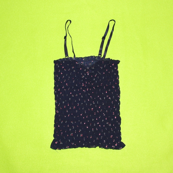 Floral Ruched Top - Picture 3 of 3